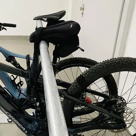 아파트 Brentschpark 72 스쿠올